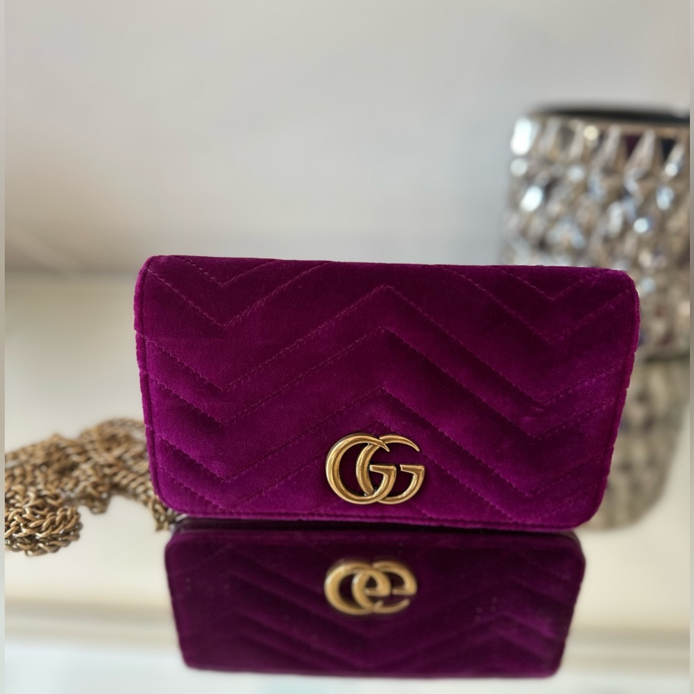 GUCCI Matelasse GG Marmont Mini Bag Fuchsia Violet Cyclamen Velvet